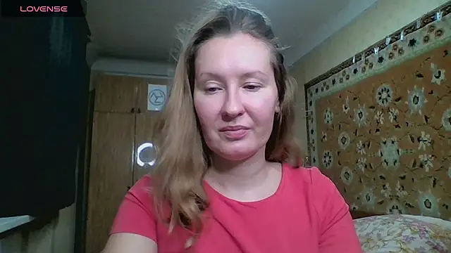 AnnaXLovers online show from November 7, 2025, 1:04 pm