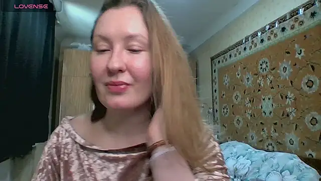 AnnaXLovers online show from February 10, 2026, 8:24 am