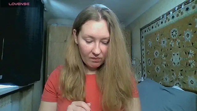 AnnaXLovers online show from March 10, 2026, 8:18 am