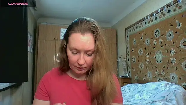 AnnaXLovers online show from April 13, 2026, 9:46 am