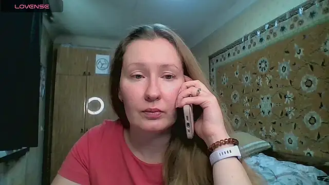 AnnaXLovers online show from May 28, 2026, 1:28 pm