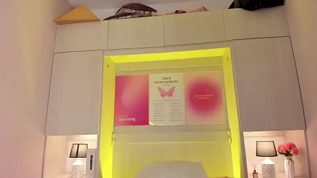 Snapshot of tamaraa_smiith chatting on February 1, 2026, 12:47 pm tamaraa smiith online show from February 1, 2026, 12:47 pm