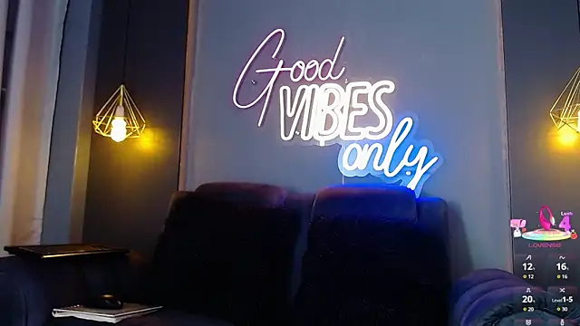 LOLIITA  LOVE online show from February 13, 2026, 5:13 pm