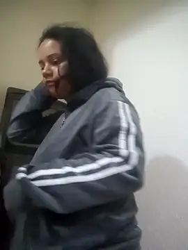  Miaaleon online show from February 12, 2026, 10:15 am