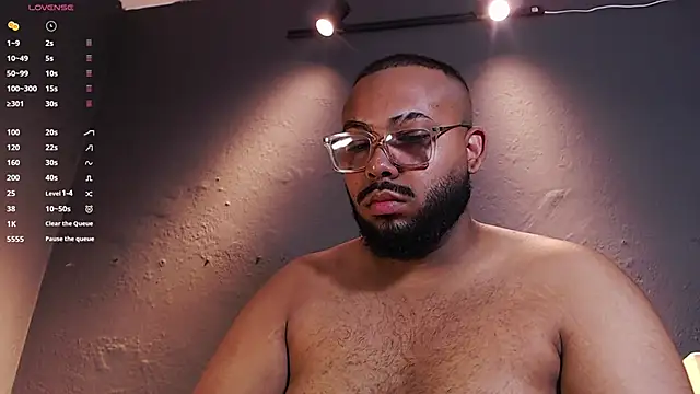 Snapshot of DilanJonnes_ chatting on February 14, 2026, 7:25 pm DilanJonnes online show from February 14, 2026, 7:25 pm