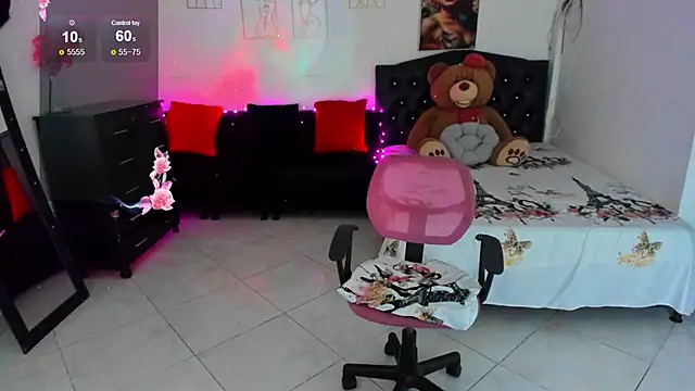 Melanny lopez18 online show from May 17, 2026, 2:44 am