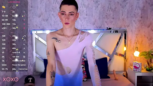 dominic thailor online show from November 4, 2025, 2:10 pm