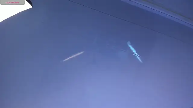 ArigyGomez online show from November 22, 2025, 9:02 pm