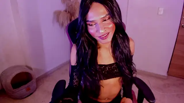 carolinemiller7 online show from January 7, 2026, 6:51 am