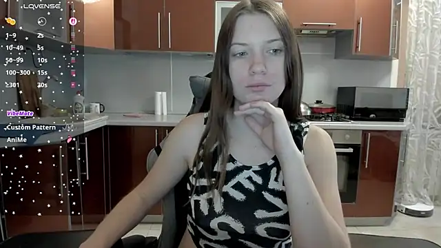 Snapshot of _BondiXUrban_ chatting on February 5, 2026, 5:03 am BondiXUrban online show from February 5, 2026, 5:03 am