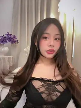 Hot Mm online show from April 9, 2026, 8:09 am