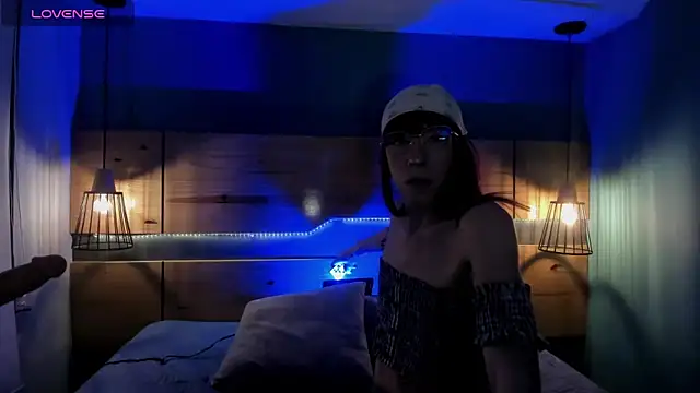 Kattycar online show from February 6, 2025, 8:23 pm