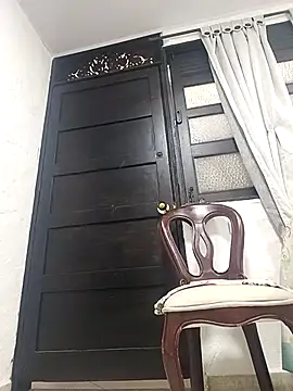 Matureyulyet online show from April 3, 2026, 10:27 pm