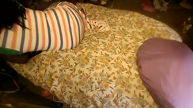 EbonyFetishQueen online show from June 14, 2026, 4:14 am