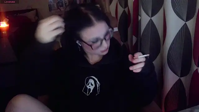 submissiveslut1996 online show from November 4, 2025, 10:35 pm