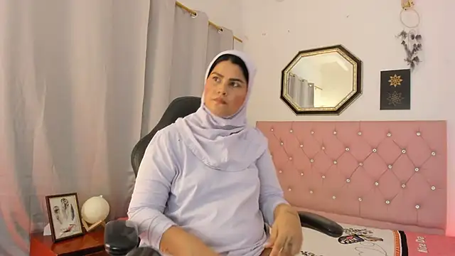 AishaAmin  online show from July 28, 2026, 12:12 pm