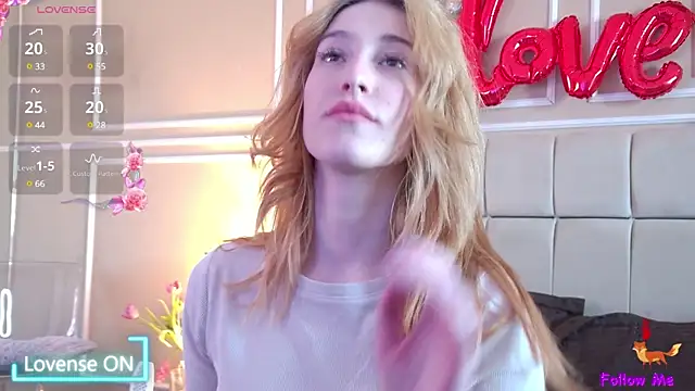 Snapshot of SerenaBennet chatting on March 8, 2025, 6:47 pm SerenaBennet online show from March 8, 2025, 6:47 pm