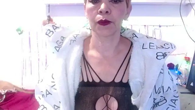 electra-mommy online show from May 23, 2026, 8:46 am