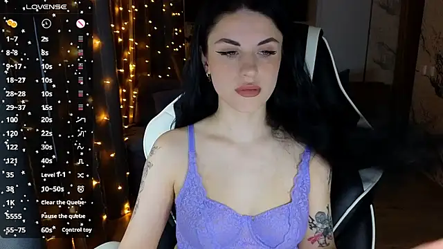Snapshot of Mary___Moore chatting on February 11, 2025, 2:46 am Mary   Moore online show from February 11, 2025, 2:46 am