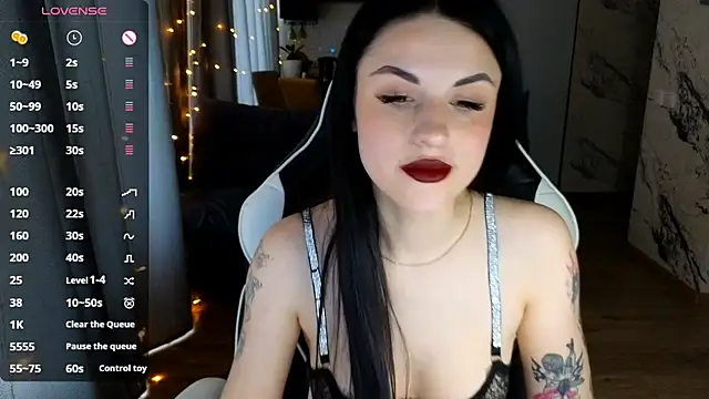 Snapshot of Mary___Moore chatting on March 16, 2025, 5:25 am Mary   Moore online show from March 16, 2025, 5:25 am