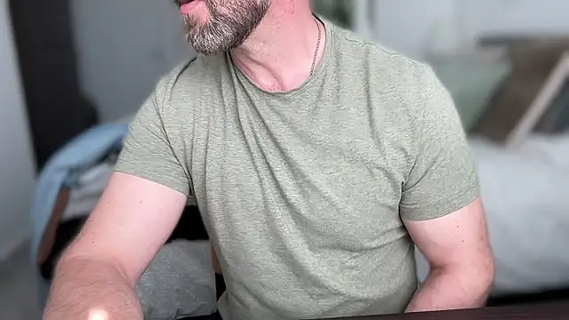 Mr Beef online show from May 17, 2026, 11:10 am