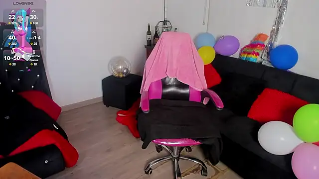 Aliciia cute1 online show from February 27, 2026, 9:25 pm