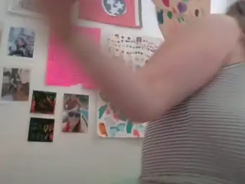 MsLG12301 online show from April 11, 2026, 8:34 pm