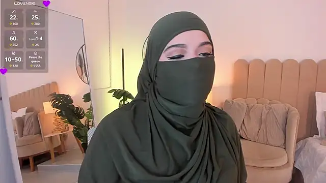 anna-henao online show from April 8, 2026, 9:27 pm