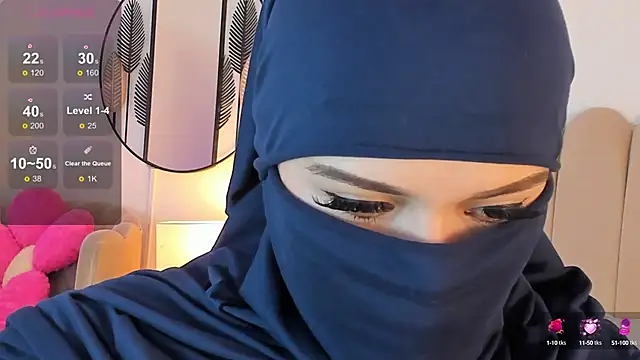 anna-henao online show from February 28, 2025, 1:36 pm