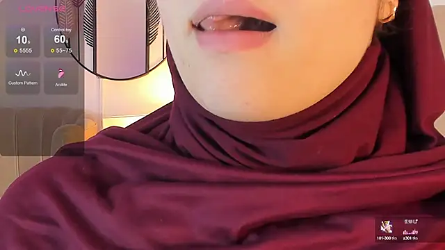 anna-henao online show from March 6, 2025, 4:07 pm