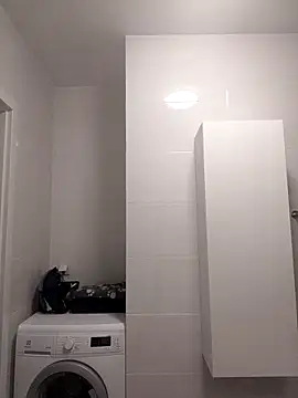 divine eve online show from November 11, 2025, 11:20 pm