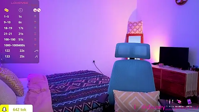 PrincessVS online show from November 23, 2025, 5:50 am