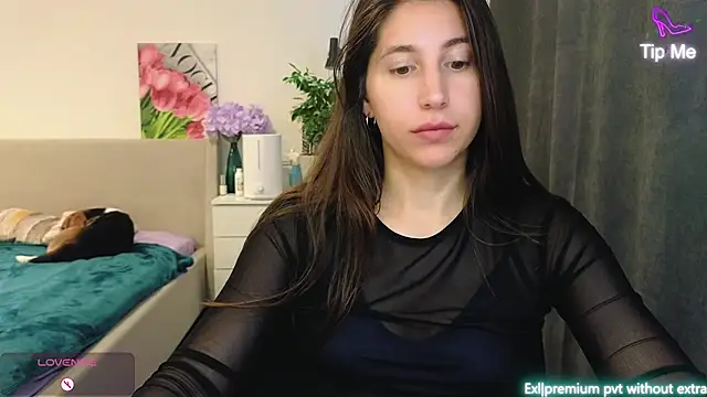 marrycolins online show from July 27, 2026, 3:24 am