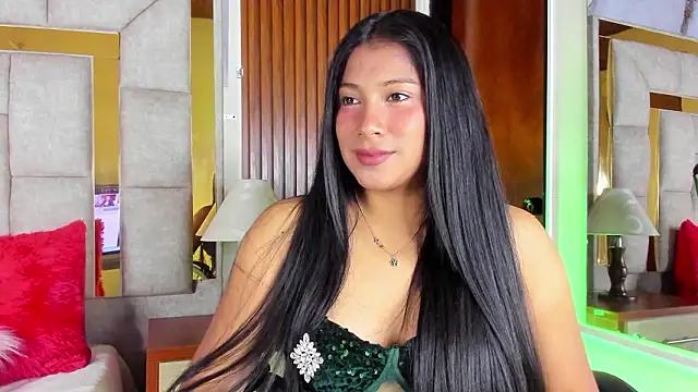 LinnaGardenia online show from March 22, 2026, 1:56 pm