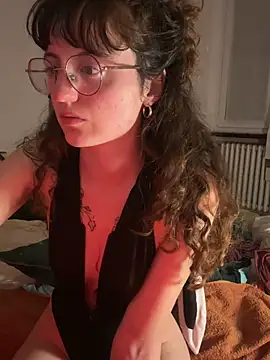 Snapshot of _foxygirl_ chatting on March 23, 2026, 9:36 pm foxygirl online show from March 23, 2026, 9:36 pm