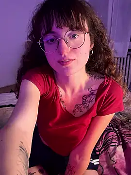  foxygirl  online show from January 9, 2026, 6:04 pm