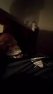 Snapshot of iambradz chatting on October 28, 2025, 1:32 pm iambradz online show from October 28, 2025, 1:32 pm