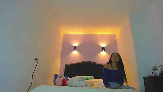 Snapshot of Sofia_Clauss_ chatting on March 30, 2026, 4:03 am Sofia Clauss online show from March 30, 2026, 4:03 am