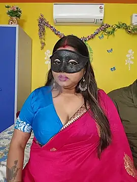 Snapshot of OrgsmMust chatting on February 5, 2026, 6:26 pm OrgsmMust online show from February 5, 2026, 6:26 pm