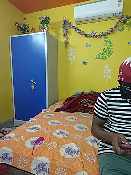 Snapshot of OrgsmMust chatting on February 14, 2026, 7:14 pm OrgsmMust online show from February 14, 2026, 7:14 pm