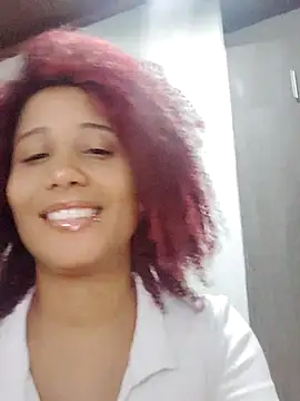 Snapshot of zandra_kiman chatting on October 4, 2025, 3:52 am zandra kiman online show from October 4, 2025, 3:52 am