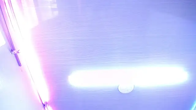 Snapshot of candy_lux_ chatting on February 14, 2026, 2:28 pm candy lux online show from February 14, 2026, 2:28 pm