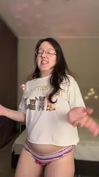 Snapshot of emigooflordXD chatting on March 20, 2026, 4:19 pm emigooflordXD online show from March 20, 2026, 4:19 pm