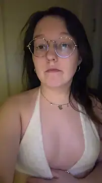 Snapshot of emigooflordXD chatting on February 19, 2026, 7:33 pm emigooflordXD online show from February 19, 2026, 7:33 pm