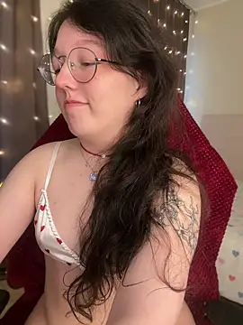 emigooflordXD online show from February 14, 2025, 7:28 am