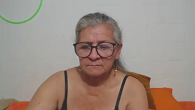 candy mature  online show from January 6, 2026, 10:47 pm