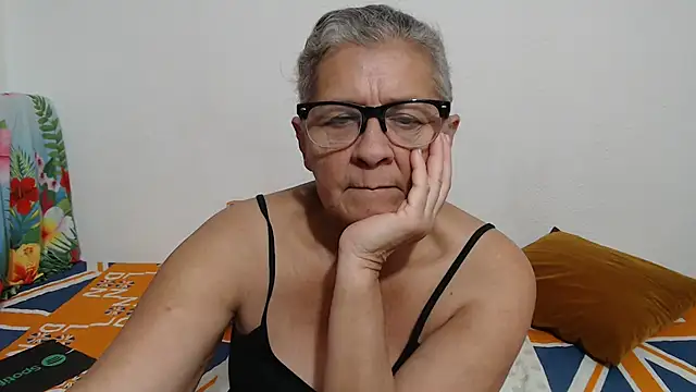 candy mature  online show from March 22, 2026, 10:28 am