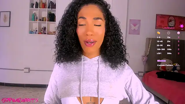 turabbitxx online show from April 17, 2026, 7:28 pm