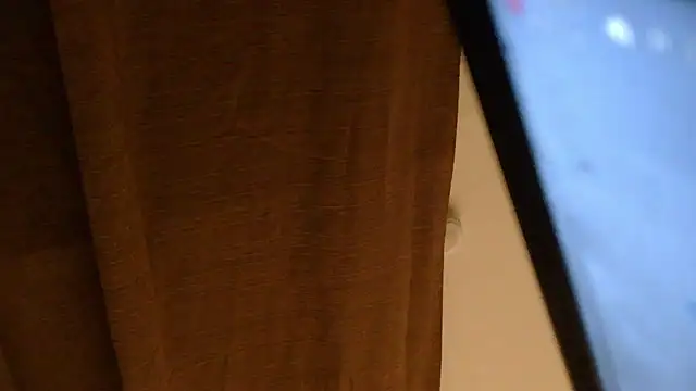 HeyyImHarlowe online show from March 9, 2025, 11:03 am