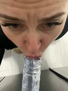 CuteNata online show from February 7, 2025, 2:58 pm